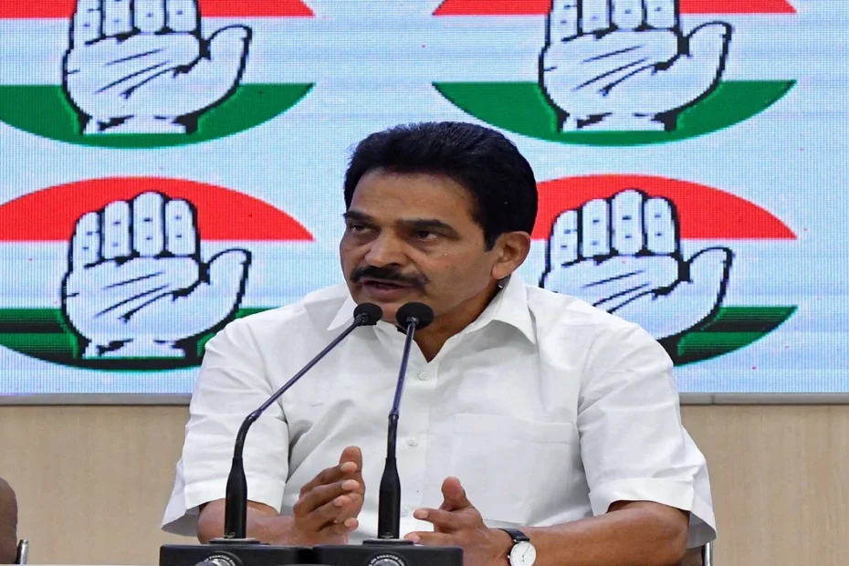 सरकार को डर है कि चुनावी बॉण्ड पर उसके सारे राज खुल जायेंगे : KC Venugopal