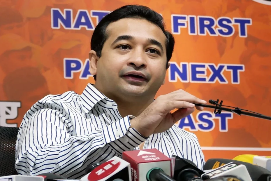 क्या सच में चाकू लगा था या उन्होंने एक्टिंग की थी…अब सैफ अली खान पर हमले को नितेश राणे ने उठाए सवाल