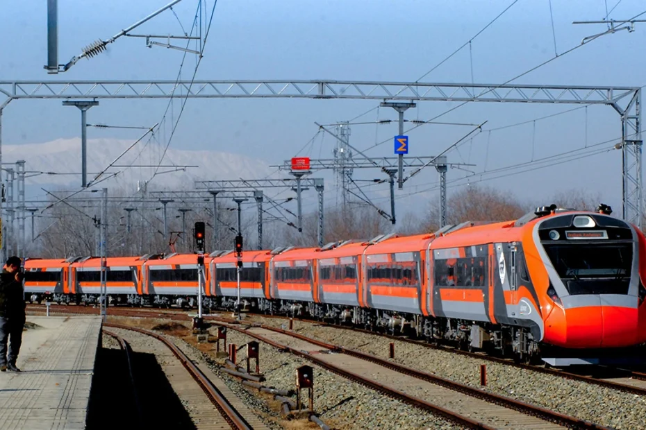 Kashmir के बाद अब Mizoram में गूँजेगी रेल की सीटी, देश के कोने-कोने को Rail Network से जोड़ रहे PM Modi