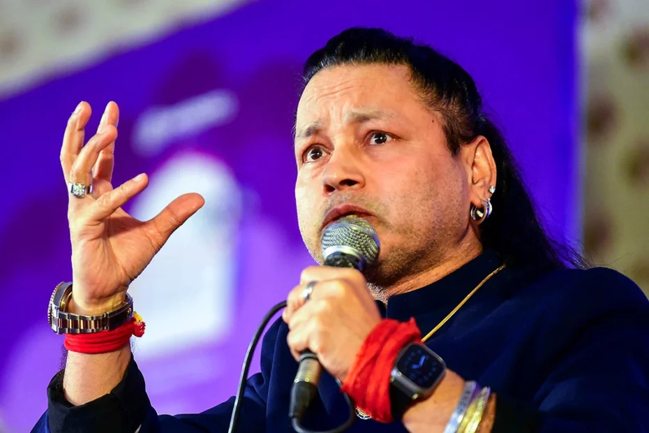 आप की अदालत: कैलाश खेर ने मुंबई फिल्म इंडस्ट्री को लताड़ा, बोले- ‘बॉलीवुड में कम ही बनती हैं सार्थक फिल्में, लोक संगीत को बढ़ावा देना चाहिए’